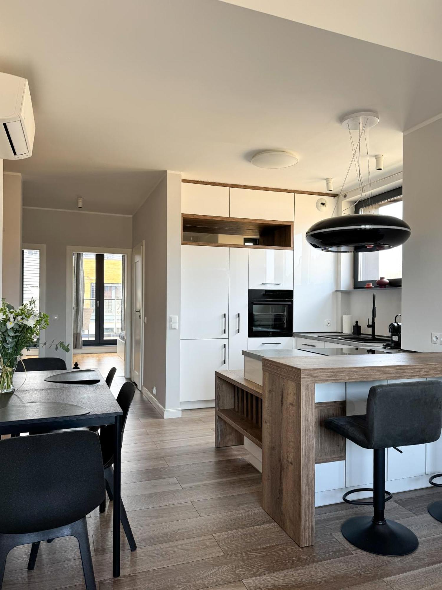 Apartament Krzysztofa Bochusa Еленя-Гура Экстерьер фото