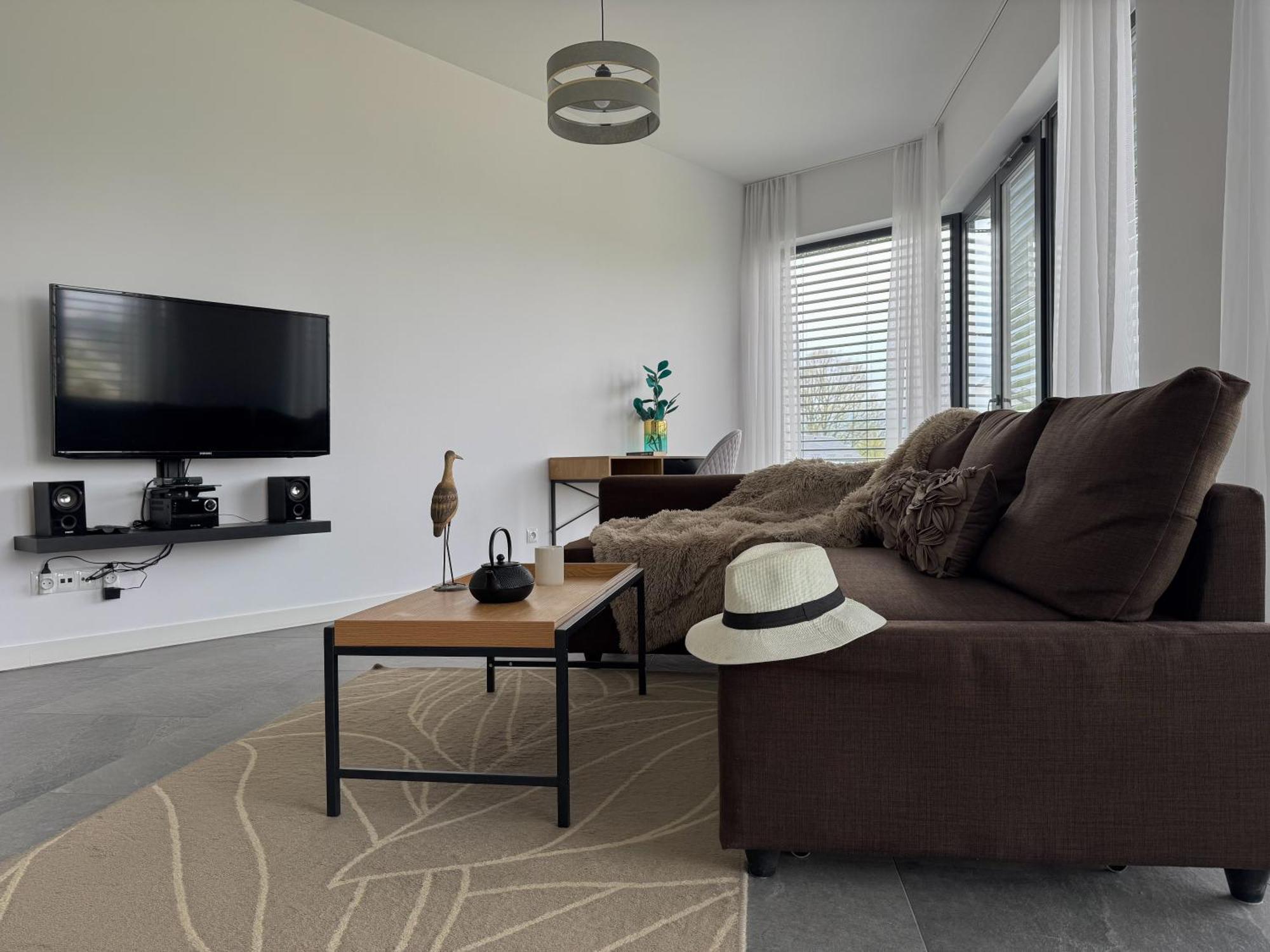 Apartament Krzysztofa Bochusa Еленя-Гура Экстерьер фото